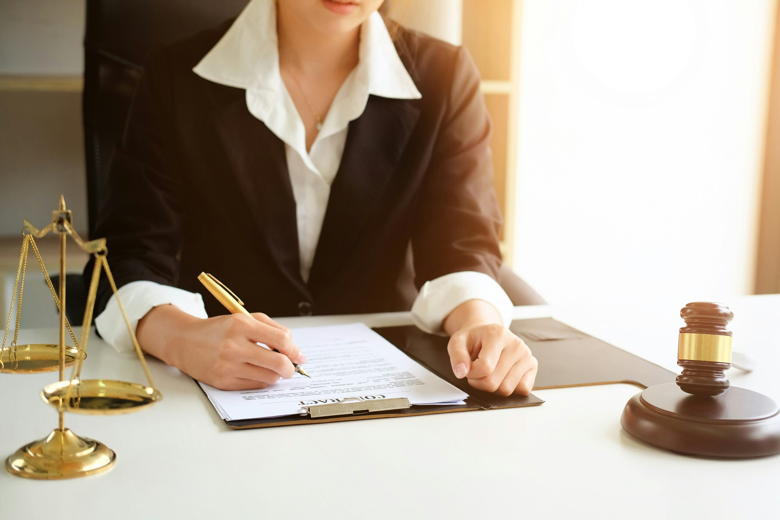 What to Expect When Hiring a Criminal Attorney